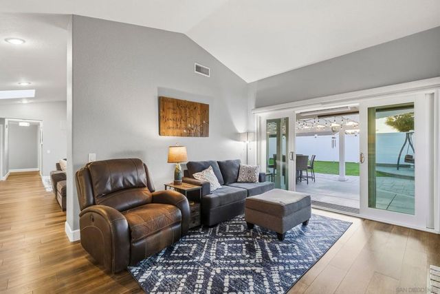 849 Muirfield Drive, Oceanside, CA 92058