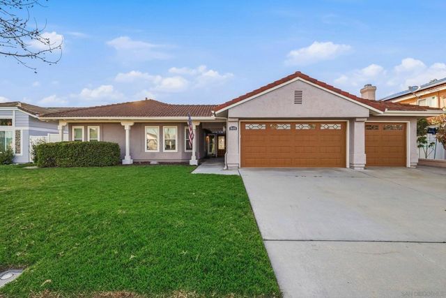 849 Muirfield Drive, Oceanside, CA 92058