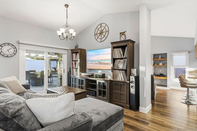 849 Muirfield Drive, Oceanside, CA 92058