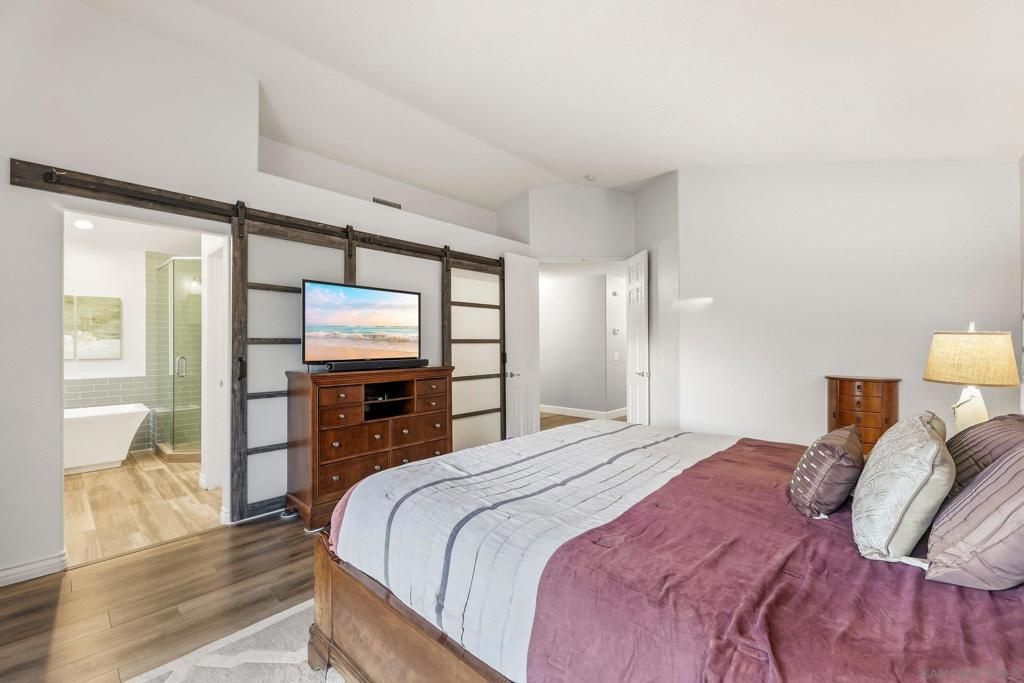 Image 15 of property listing at 849 Muirfield Drive, Oceanside, CA 92058