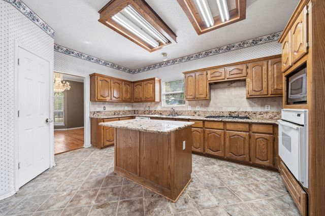 4005 Cavalier Drive, Rowlett, TX 75088