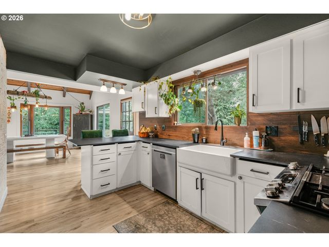 14895 Sw 141ST Ave, Portland, OR 97224
