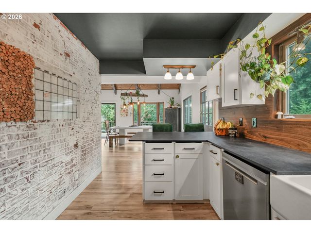 14895 Sw 141ST Ave, Portland, OR 97224