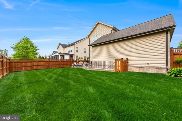 42436 MYAN GOLD DR, Brambleton, VA 20148