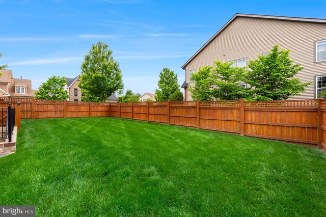 42436 MYAN GOLD DR, Brambleton, VA 20148