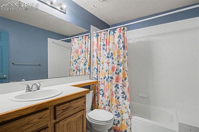 7942 French Road, Colorado Springs, CO 80920