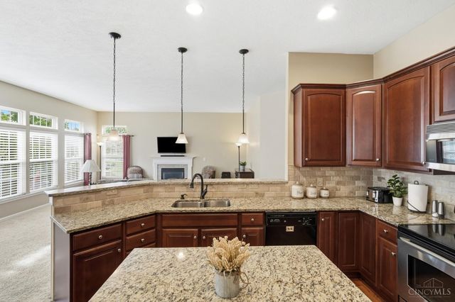 1126 Hayward Circle, Miami Twp, OH 45150
