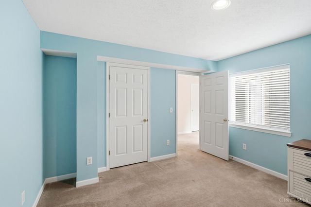 1126 Hayward Circle, Miami Twp, OH 45150