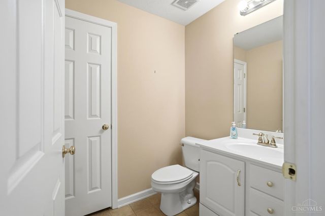 1126 Hayward Circle, Miami Twp, OH 45150