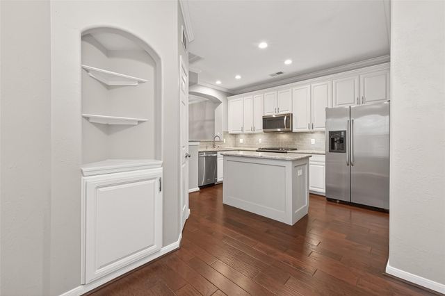 2330 Everest Way, Houston, TX 77339