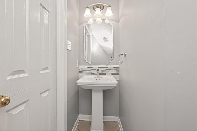 2330 Everest Way, Houston, TX 77339