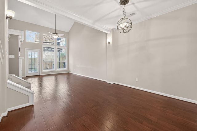 2330 Everest Way, Houston, TX 77339