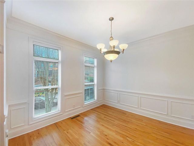 2838 Crescent Park Lane 9, Atlanta, GA 30339