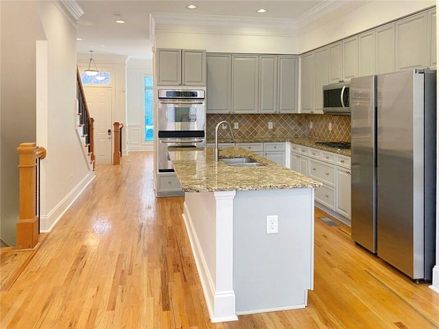 2838 Crescent Park Lane 9, Atlanta, GA 30339