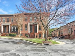 2838 Crescent Park Lane 9, Atlanta, GA 30339