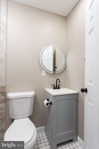 7324 SCHOOL LN, Dundalk, MD 21222