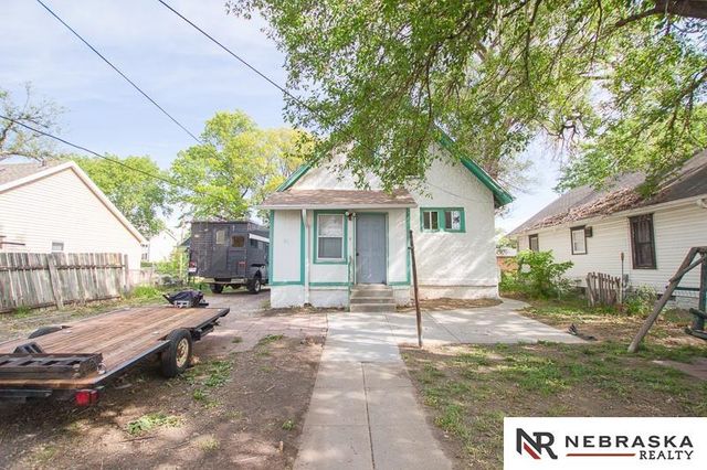 715 W Q Street, Lincoln, NE 68528