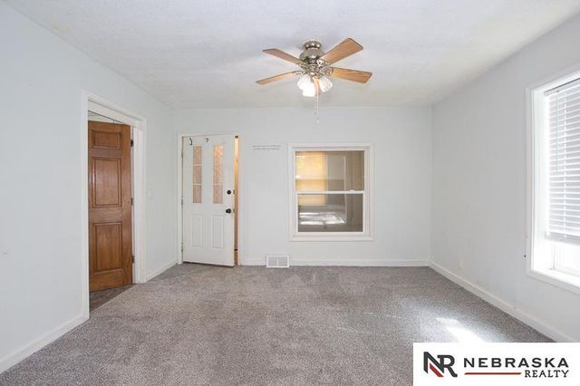 715 W Q Street, Lincoln, NE 68528