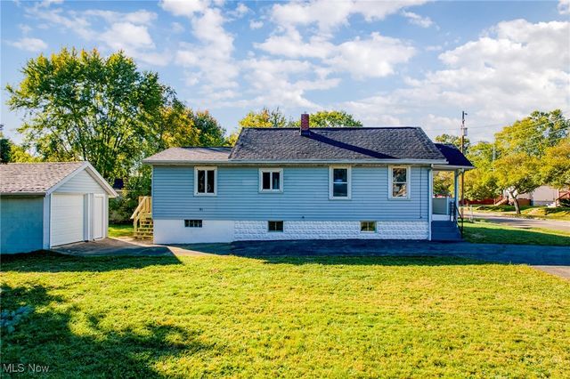 787 Ravenswood Street, Akron, OH 44306