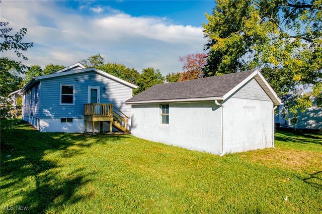 787 Ravenswood Street, Akron, OH 44306