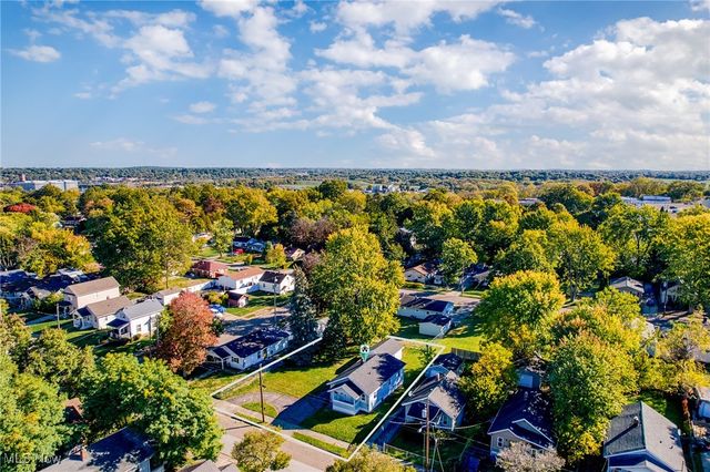 787 Ravenswood Street, Akron, OH 44306