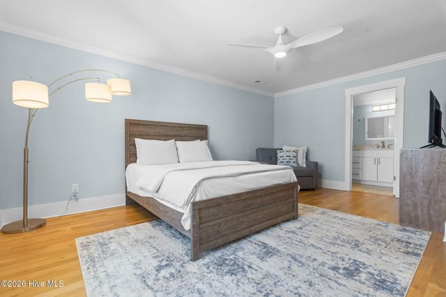 111 SE 41st Street, Oak Island, NC 28465