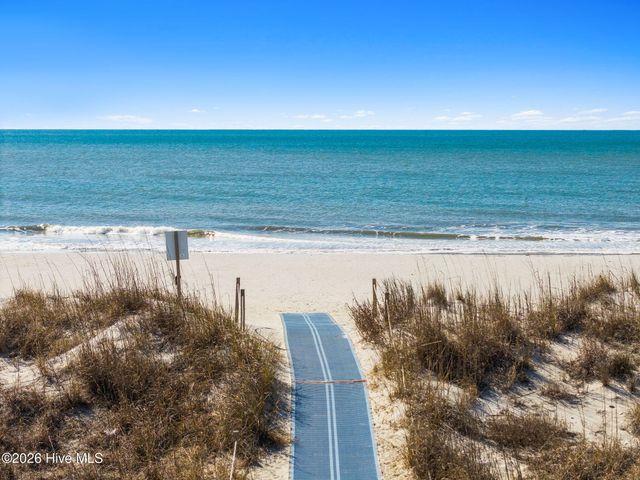 111 SE 41st Street, Oak Island, NC 28465