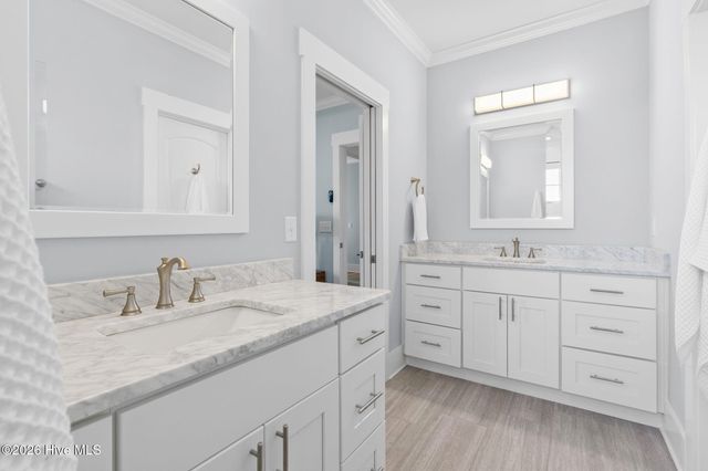 111 SE 41st Street, Oak Island, NC 28465