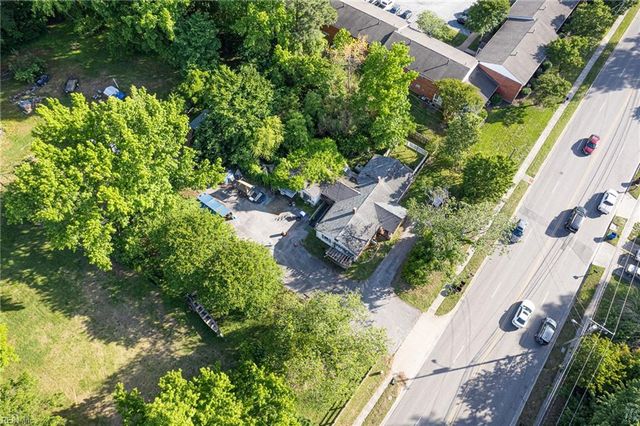 4245 Taylor RD, Chesapeake, VA 23321