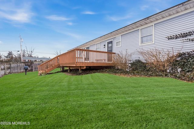 1041 Mulberry Place, Toms River, NJ 08753