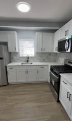 119 Avon Street, Stratford, CT 06615