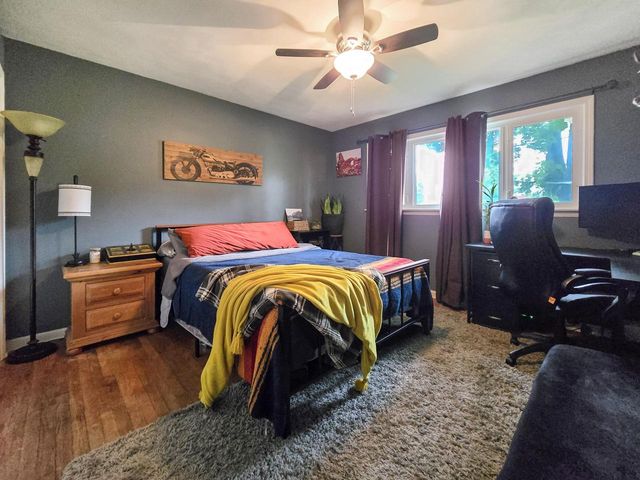 230 Devils LANE, Walworth, WI 53184