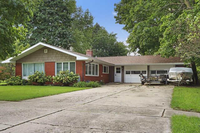 230 Devils LANE, Walworth, WI 53184