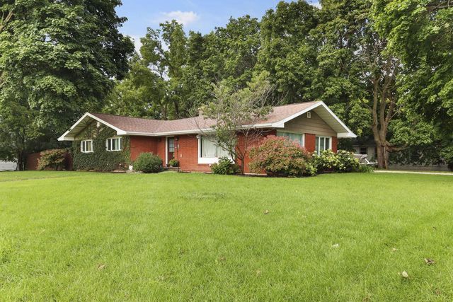 230 Devils LANE, Walworth, WI 53184