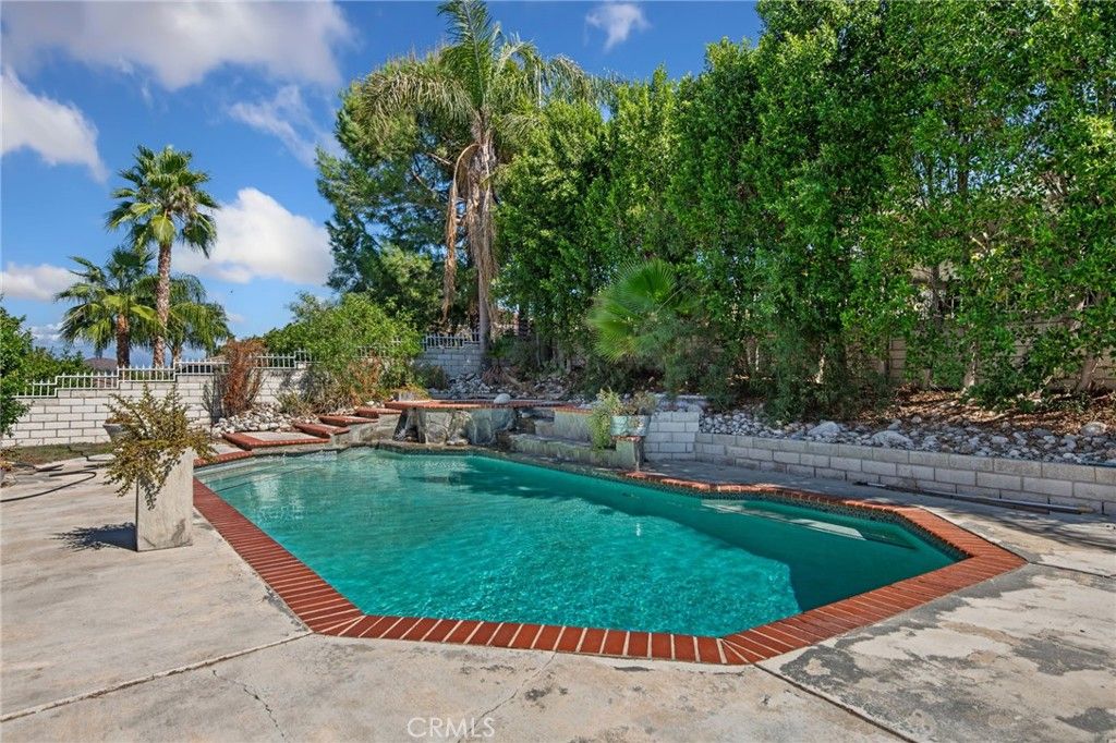 31393 Emperor Drive, Canyon Lake, CA 92587 — photo 3
