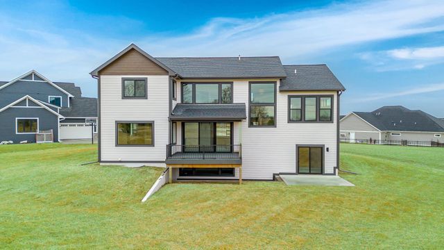 1010 NE 59th Court, Ankeny, IA 50021