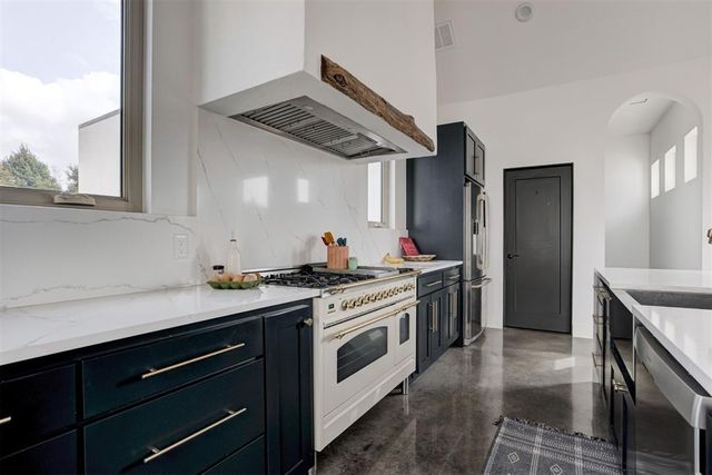 11800 SW 114th Circle, Mustang, OK 73064