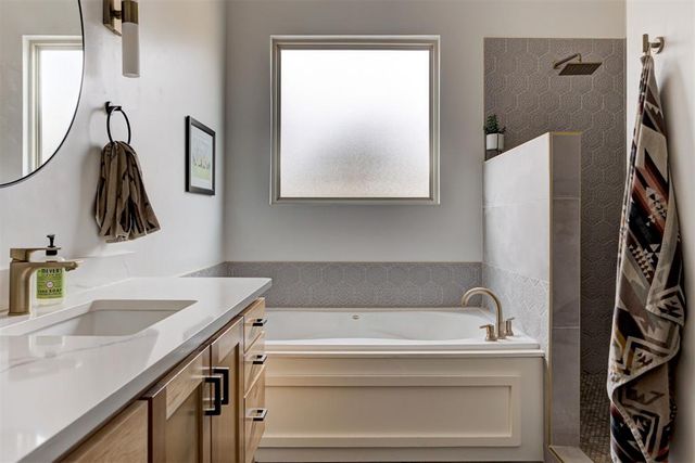 11800 SW 114th Circle, Mustang, OK 73064