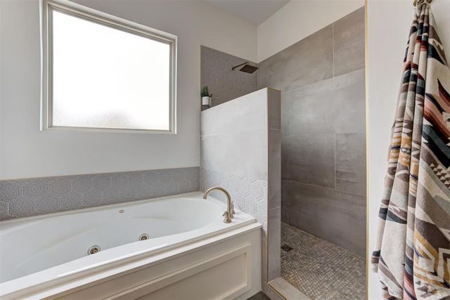 11800 SW 114th Circle, Mustang, OK 73064