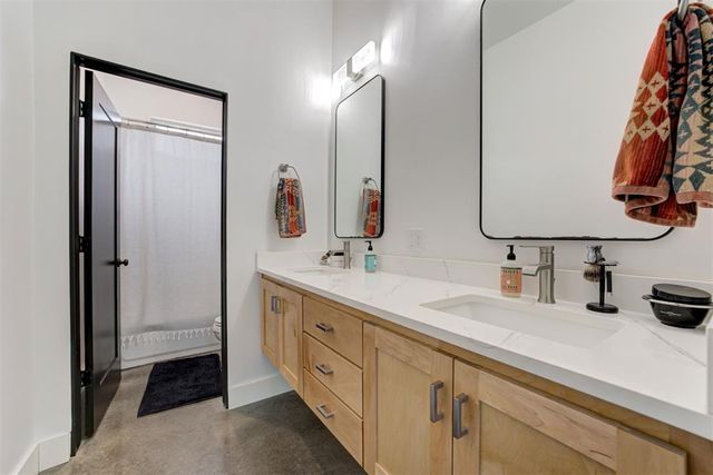 11800 SW 114th Circle, Mustang, OK 73064