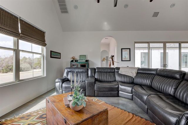 11800 SW 114th Circle, Mustang, OK 73064