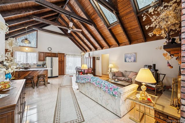 961 Brick Kiln Road, Sag Harbor, NY 11963