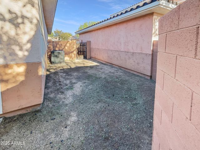 13613 W CYPRESS Street, Goodyear, AZ 85395