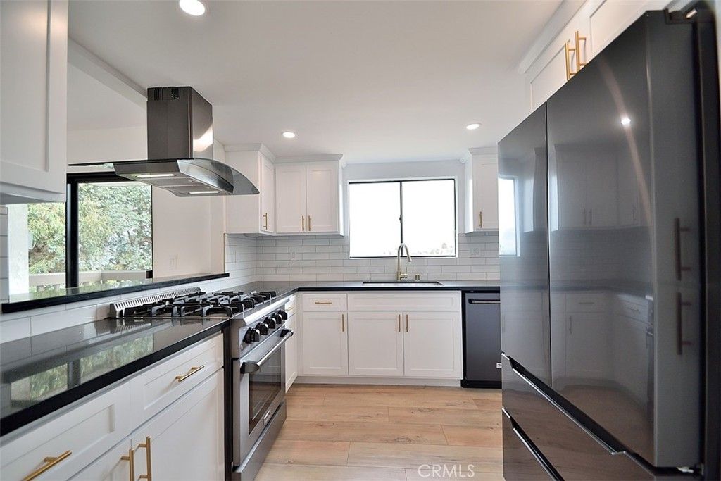 1447 Manhattan Beach Boulevard E, Manhattan Beach, CA 90266 — photo 5