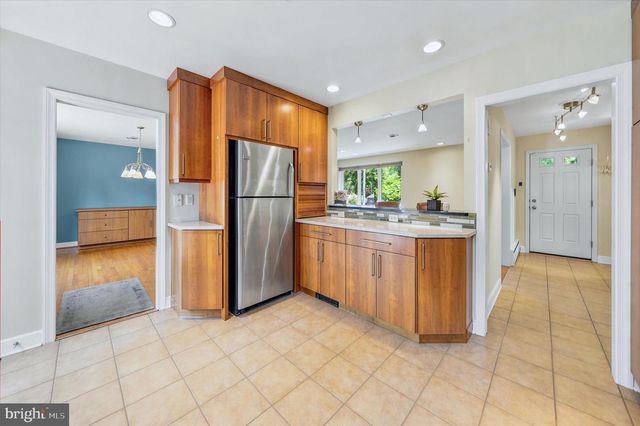 516 RUXTON DR, Wilmington, DE 19809
