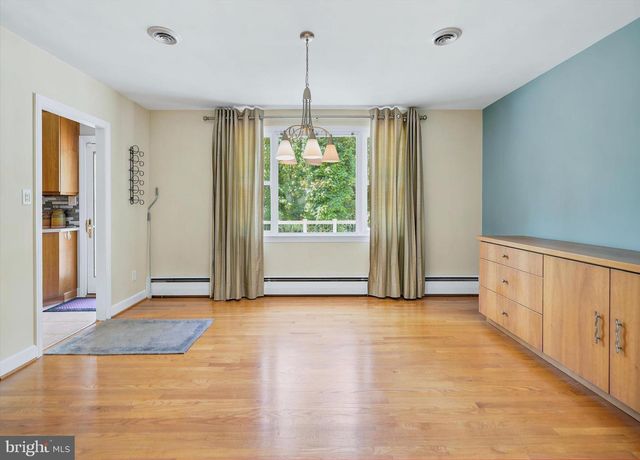 516 RUXTON DR, Wilmington, DE 19809