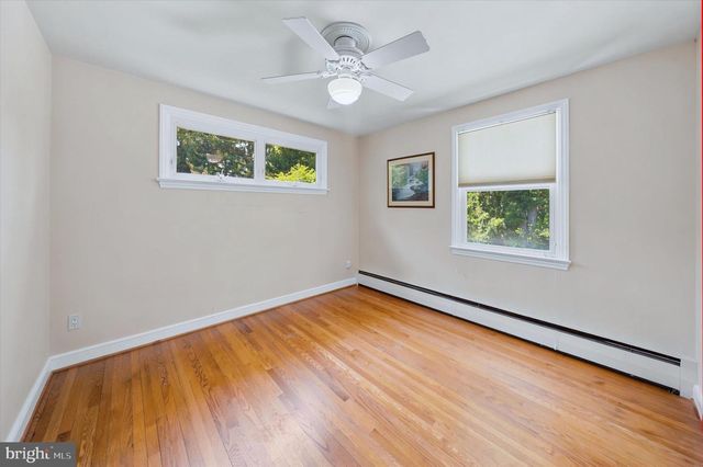 516 RUXTON DR, Wilmington, DE 19809