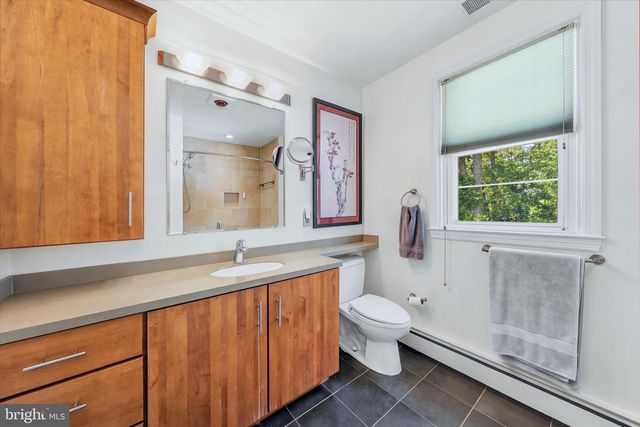 516 RUXTON DR, Wilmington, DE 19809