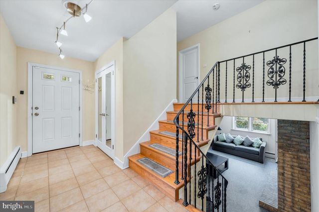 516 RUXTON DR, Wilmington, DE 19809