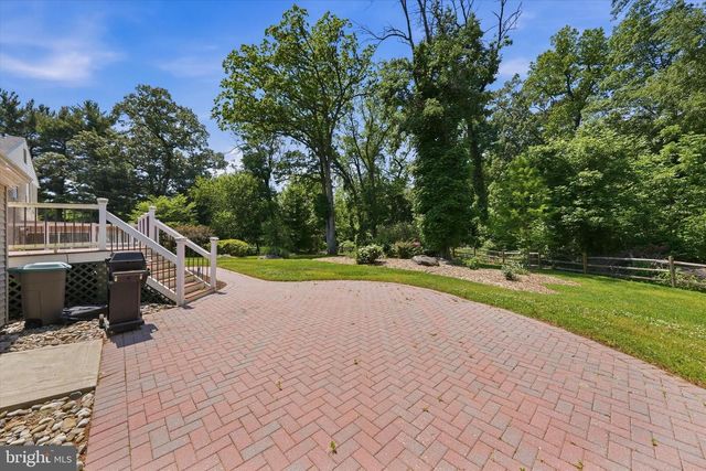 516 RUXTON DR, Wilmington, DE 19809